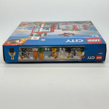 LEGO シティ 消防署 60215 新品未開封【C6309-100】