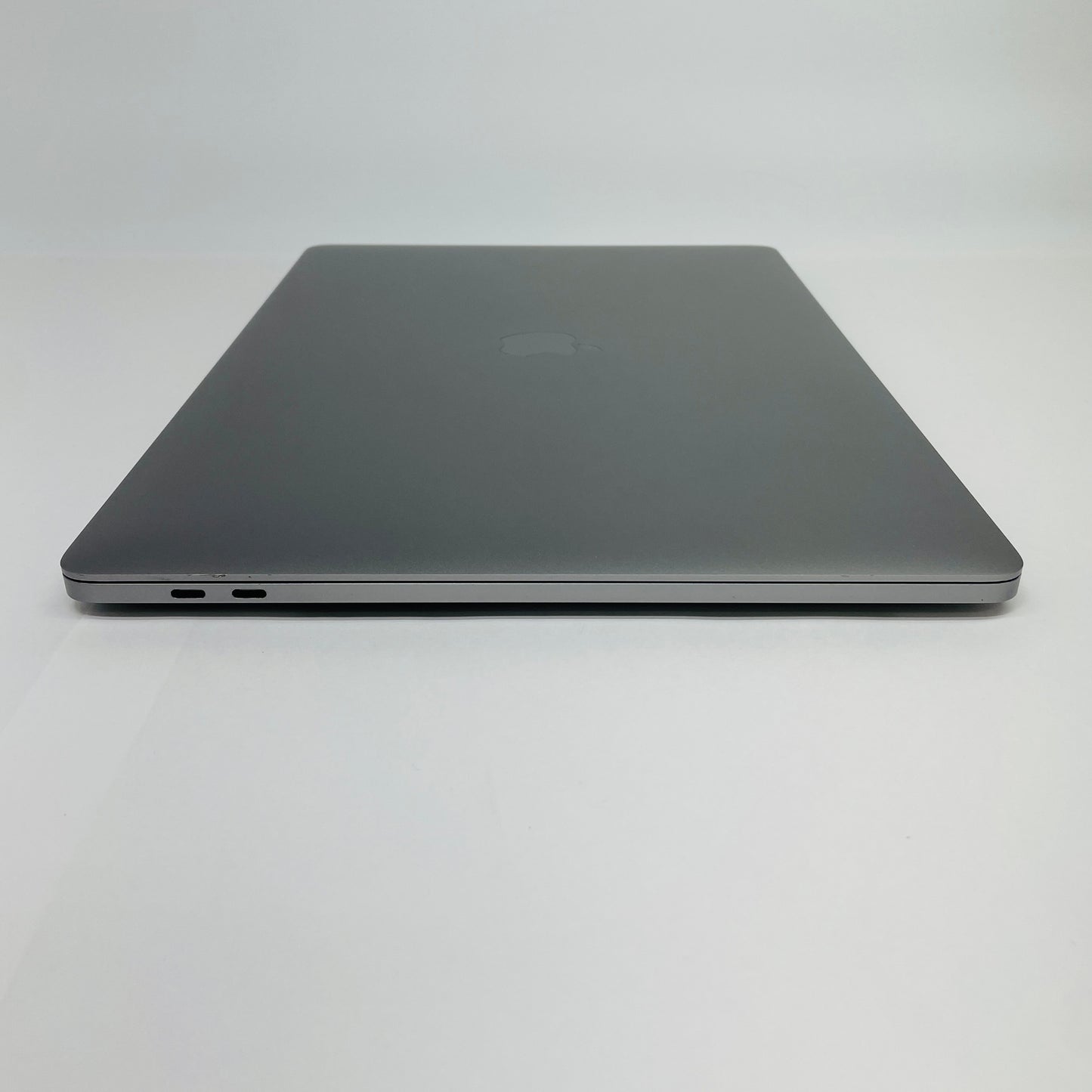 Apple MacBook Pro 2019 15インチ Core i9 32GB 1TB USキーボード【C4395-80】