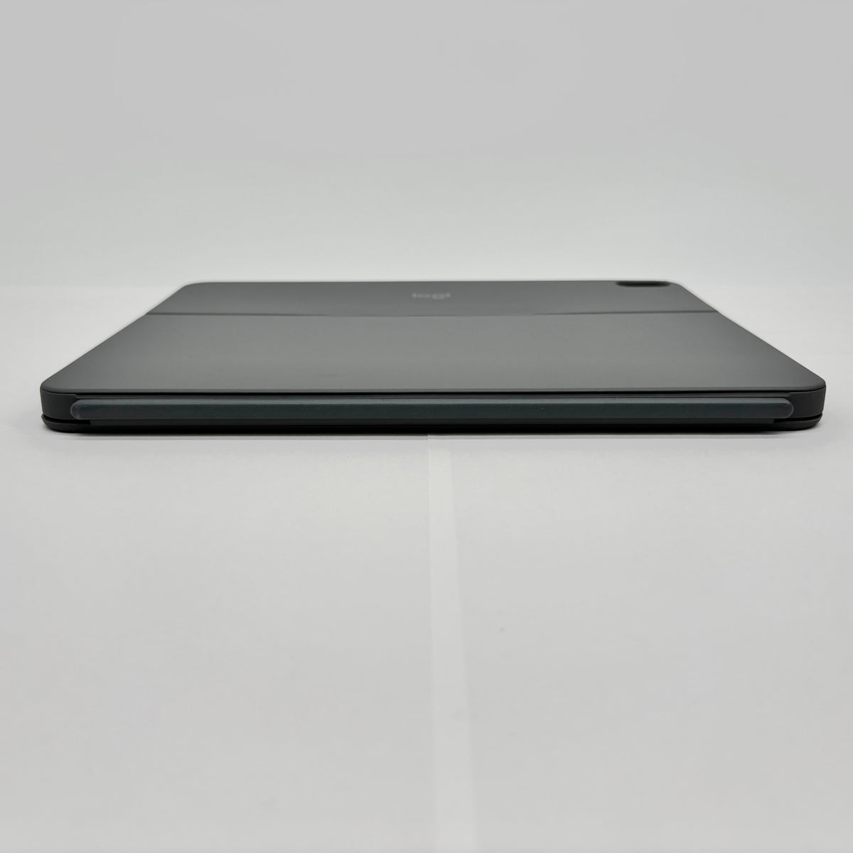 Logicool  ロジクール combo touch 13インチiPad Air M4 Combo Touch キーボード YU0087【C9589-80】