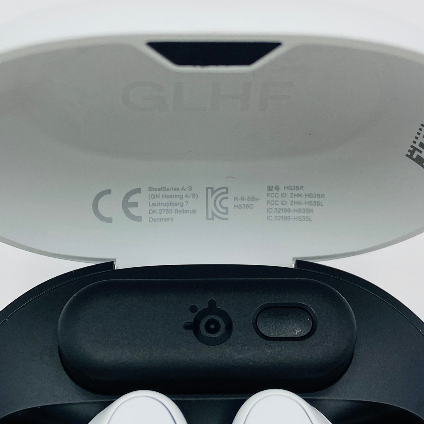 SteelSeries Arctis GameBuds ワイヤレスイヤホン　【C4220-C】