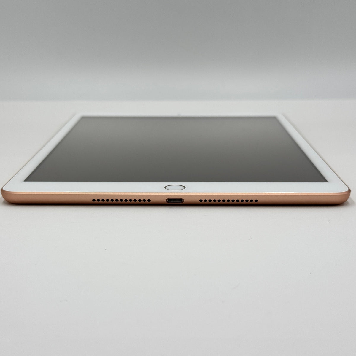 美品 iPad 第7世代 Wi-Fi 32GB MW762J/A ゴールド バッテリー最大容量85% 【C8969-60】