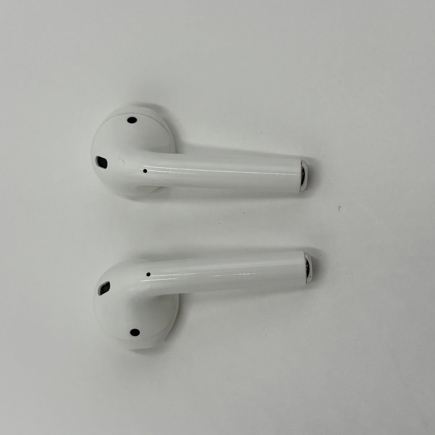 Apple AirPods 第二世代 A2031 ワイヤレスイヤホン【C5507-C】
