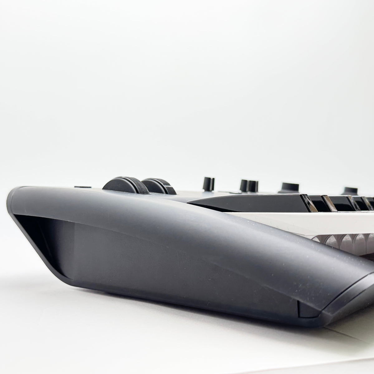 KORG ( コルグ ) KROSS2-61-MB Roland UM-ONE mk2同梱 マットブラック シンセサイザー【C9255-160】