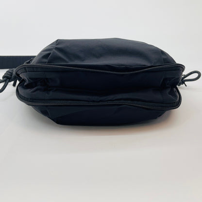 美品 PGYTECH OneGo Rope Strap Bag ブラック カメラバッグ【C4367】