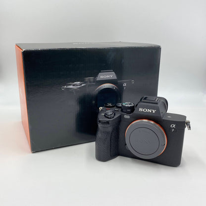 美品 ソニー  SONY α7 IV ILCE-7M4 シャッター回数7,181回【C5288-80】
