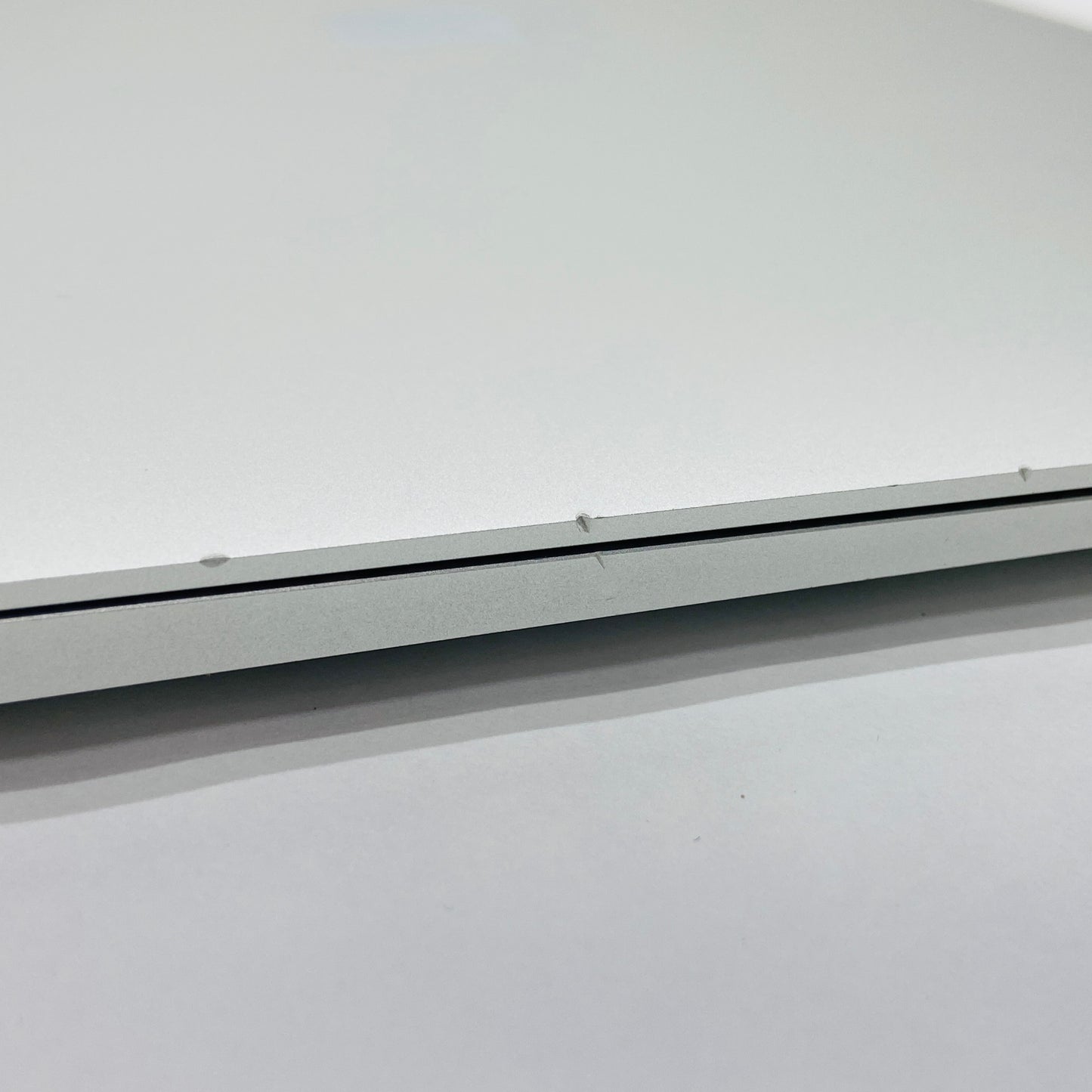 Apple MacBook Air Retina 13インチ (Late 2020) Apple M1 8コア/16GB/SSD 256GB シルバー MGN93J/A 【C4121-80】