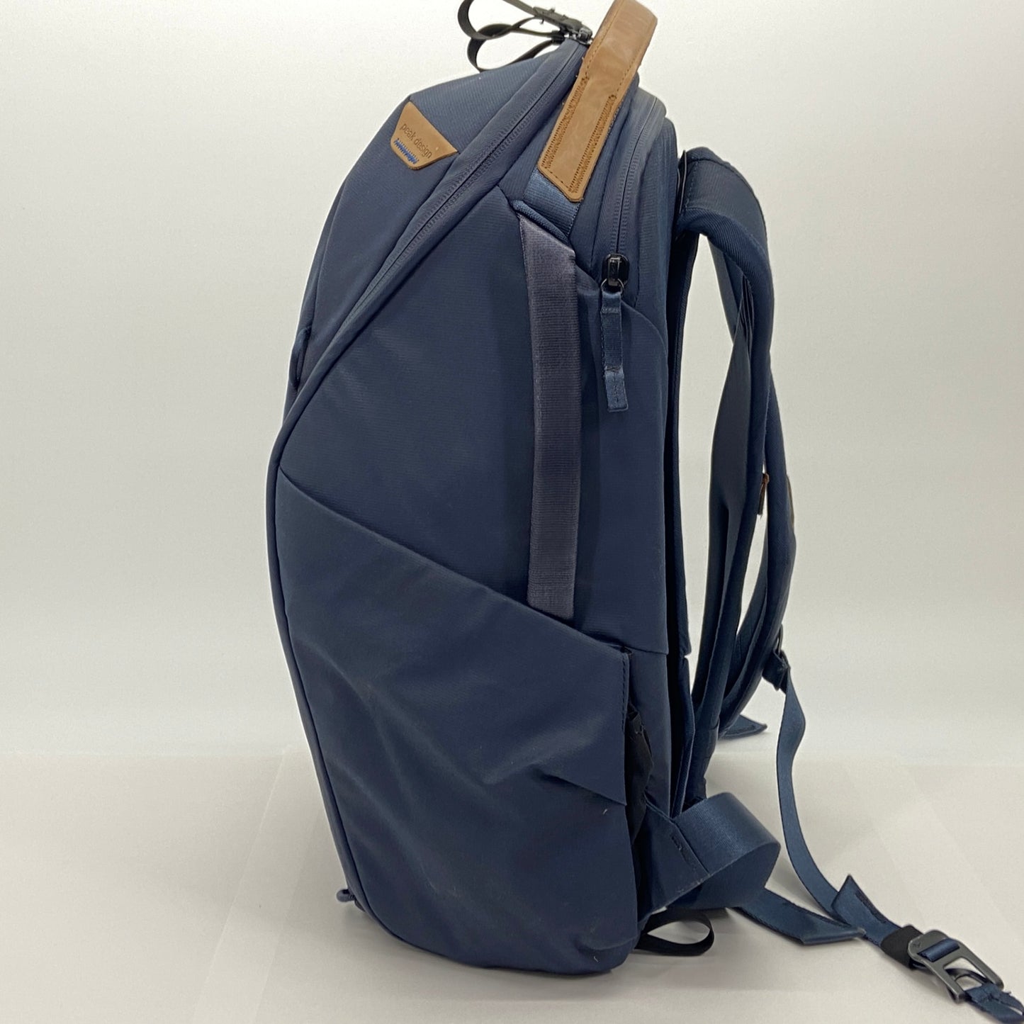 Peak Design エブリデイ バックパック ジップ 20L ミッドナイト BEDBZ-20-MN-3 Everyday Backpack Zip 【C5717-120】