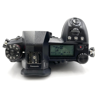 送料無料 パナソニック Panasonic LUMIX DC-G9 ボディ ショット数4,474枚 C3851