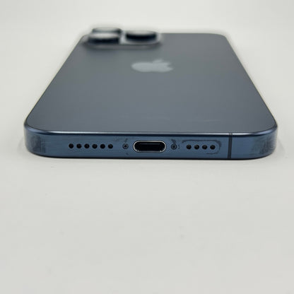 iPhone 15 Pro Max 1TB MU723J/A SIMフリー版 ブルーチタニウム バッテリー最大容量81%【C6035-C】