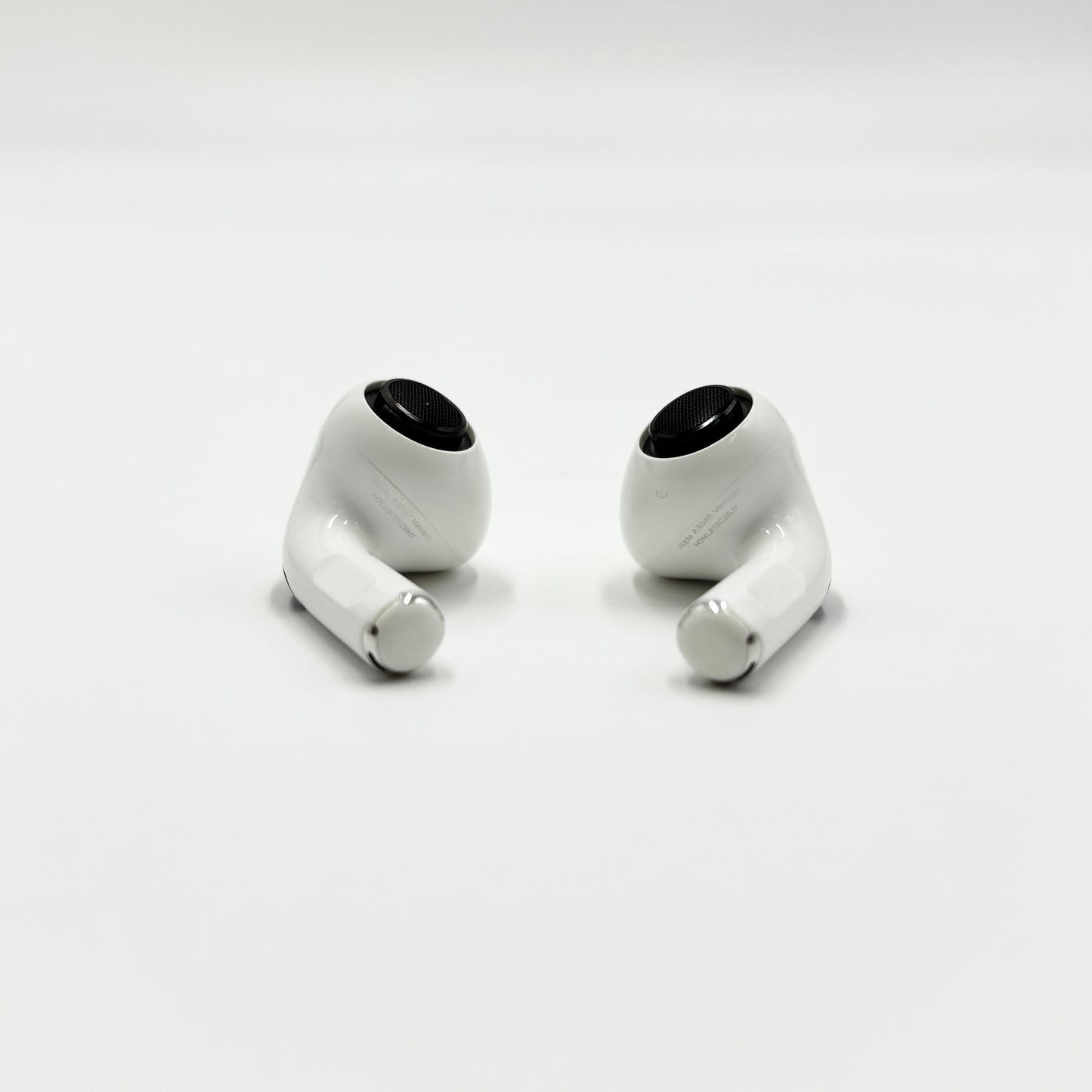 AirPods Pro 2 第2世代 タイプC ワイヤレスイヤホン イヤーチップ付属【C8699-C】