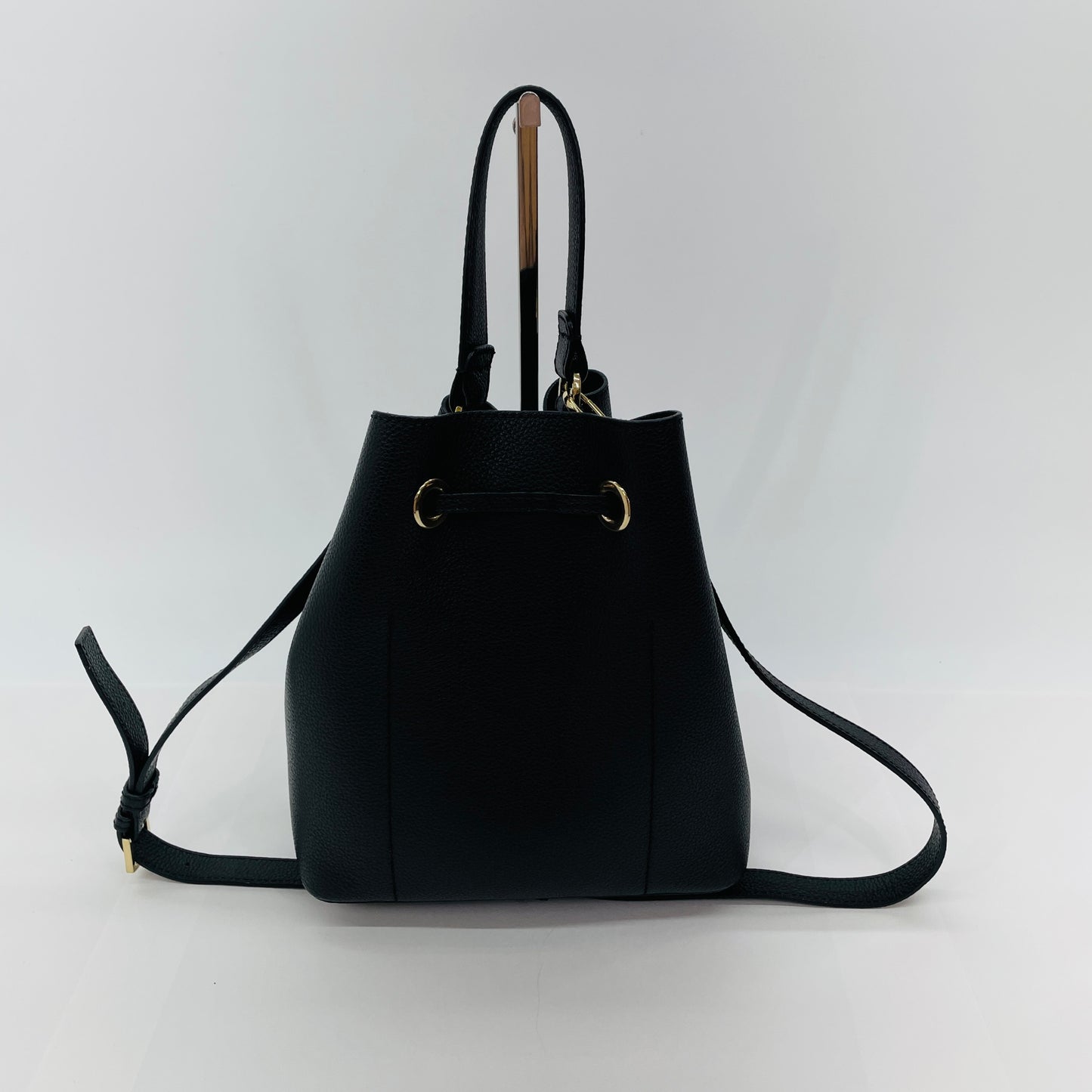 美品 FURLA フルラ レザー 本革製 巾着 2way ショルダーバッグ	【C5086】