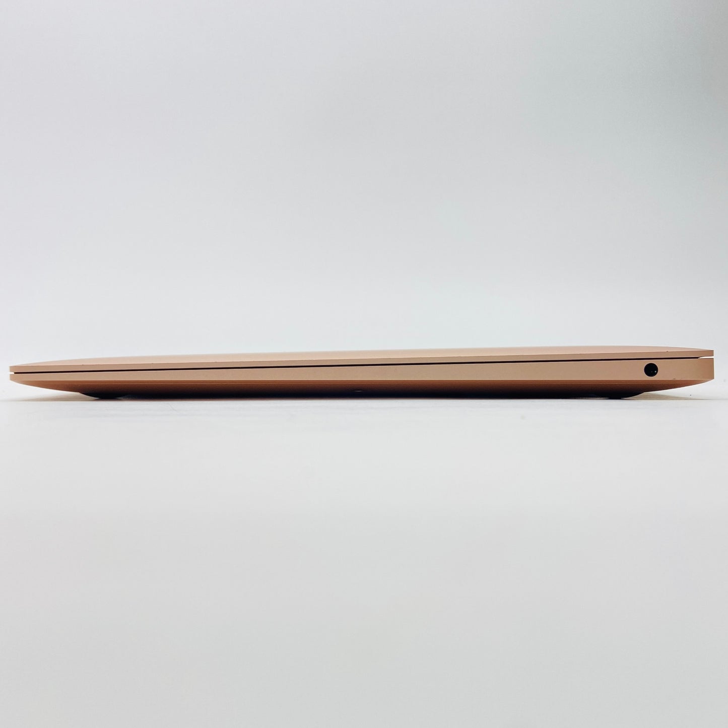 Apple MacBook Air 13インチ 2020 i5 8GB SSD 256GB ゴールド【C4253-80】