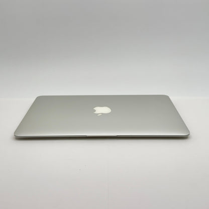 MacBook Air 11インチ Mid 2012 i7 2GHz 8GB SSD256GB シルバー【C7287-80】