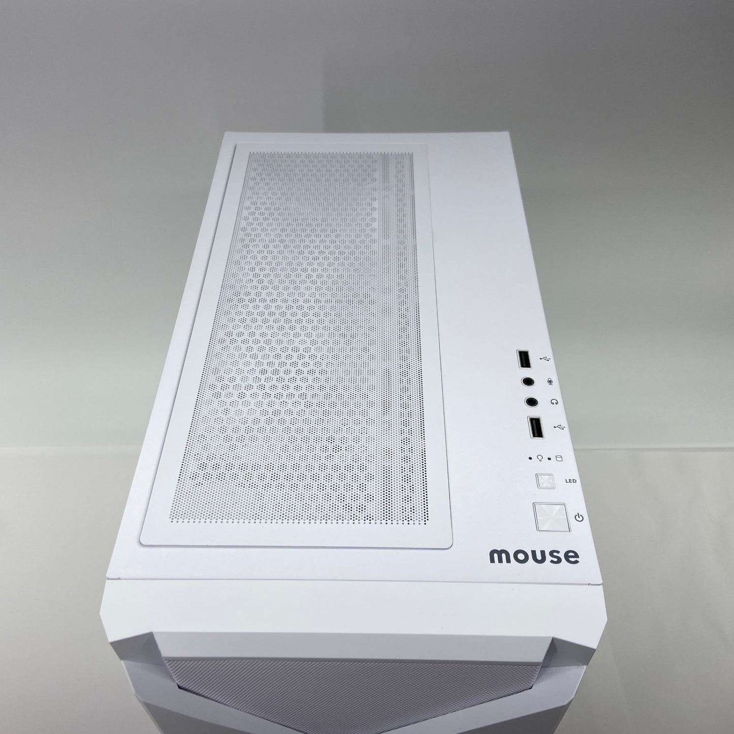 美品 NEXTGEAR JG-A5G60(ホワイト) Ryzen5 5500 16GB SSD 1TB RTX 4060 Windows11 Home 【C5490-140】