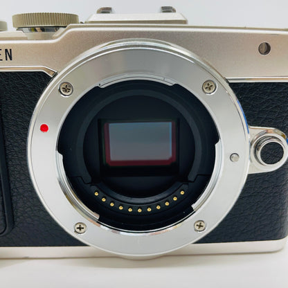 OLYMPUS PEN Lite E-PL7 ダブルズームキット【C4570-80】