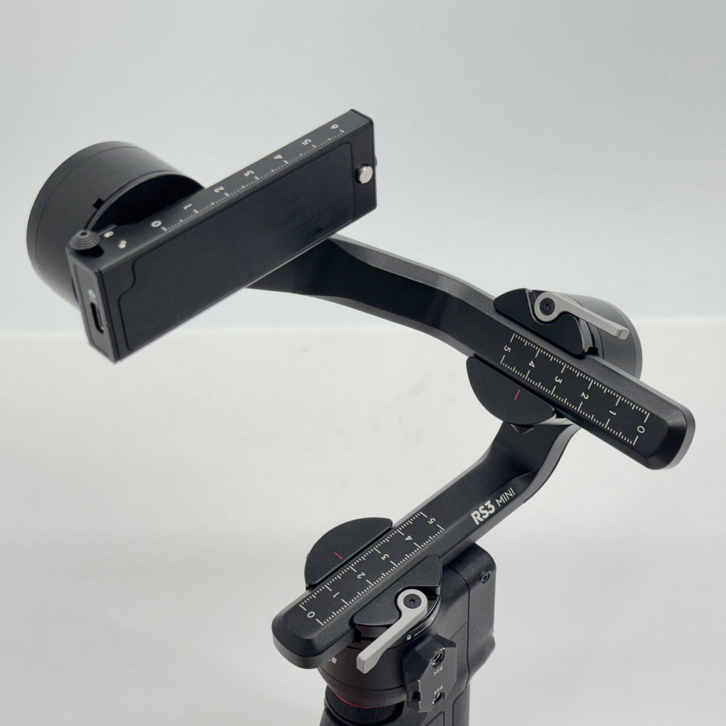 DJI RS3 MINI 3軸 ジンバル スタビライザー【C7508-80】