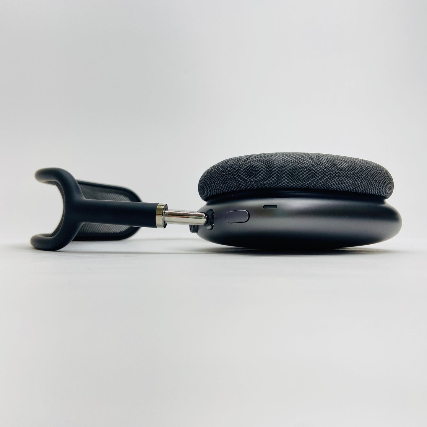 美品 Apple AirPods Max MGYH3J/A A2096 ワイヤレスヘッドホン スペースグレー C3931 80サイズ発送