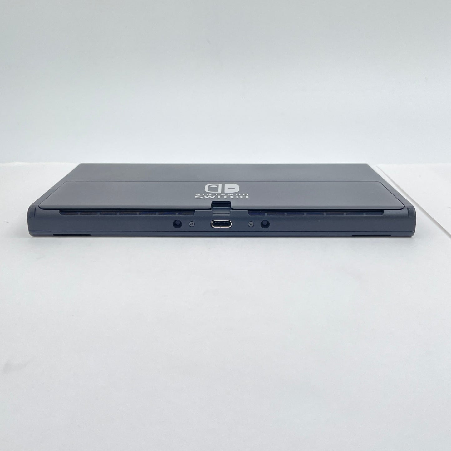 新品同様 美品 任天堂 ニンテンドースイッチ Nintendo Switch 有機ELモデル ホワイト 本体 EG-S-KAAAA 【C6573-80】
