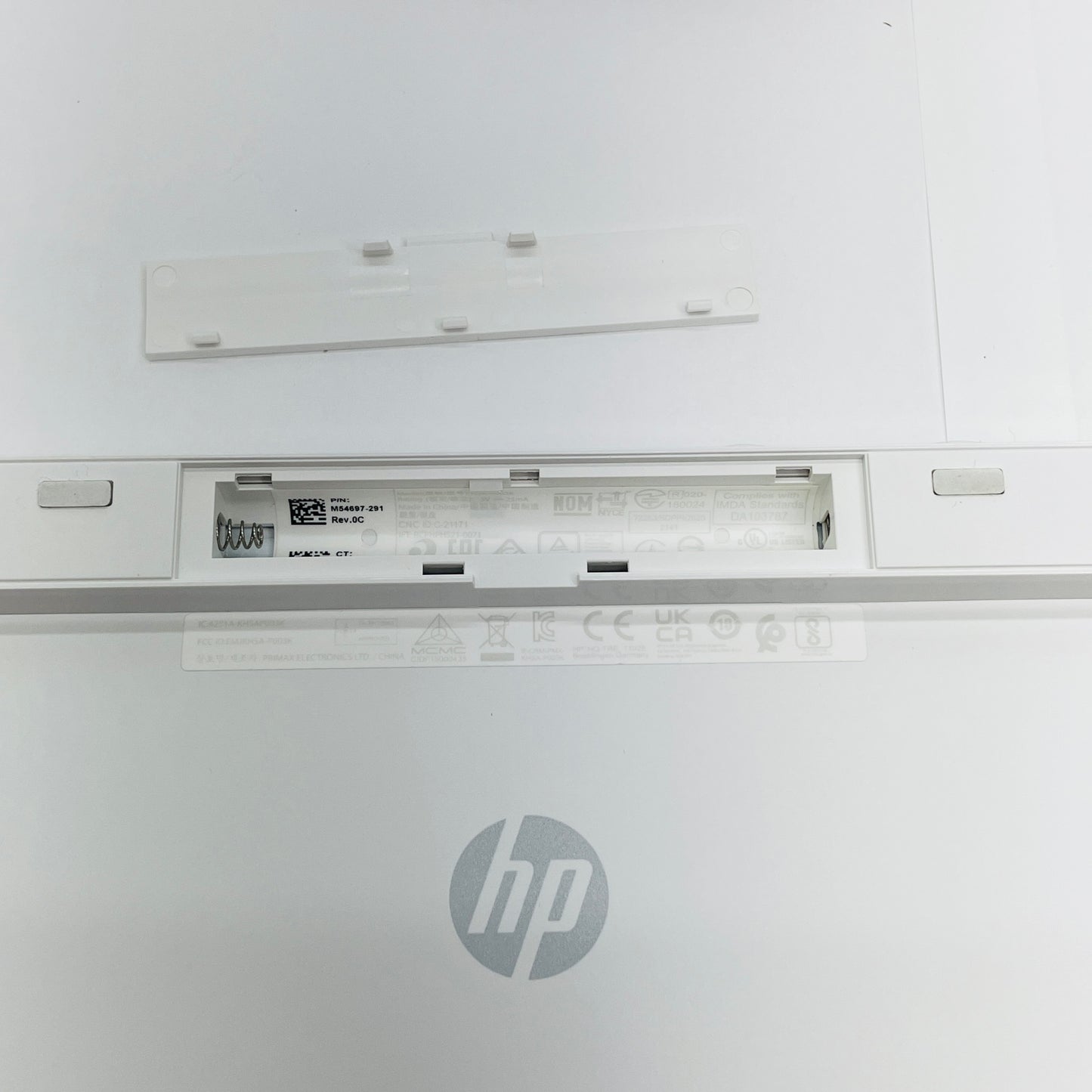 美品 HP 23.8インチ All-in-One デスクトップPC 24-ck0051jp i5 1235U 16GB SSD256GB HDD2TB 一体型【C4761-140】