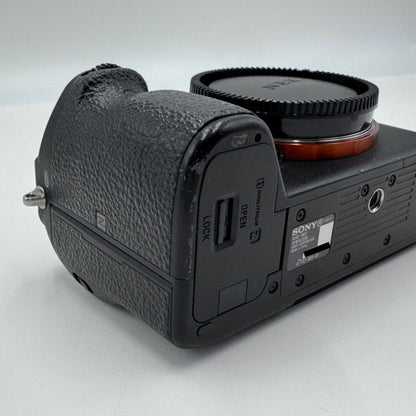 SONY α7 III ILCE-7M3 ミラーレス一眼【C6106-60】