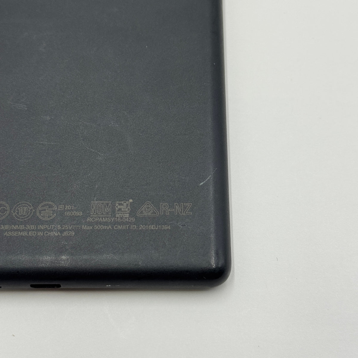 Amazon  Kindle 第8世代 MODEL: SY69JL 電子書籍リーダー ブラック Paperwhite【C8851-C】