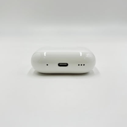 美品 Apple 純正 AirPods Pro 第2世代 MagSafe充電ケース USB-C MTJV3J/A【C9272-60】