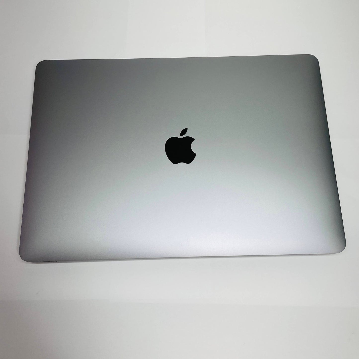 Apple MacBook Pro Touch Bar＋Touch ID 13インチ (Late 2020) M1 8コア/16GB/SSD 1TB スペースグレイ MJ123J/A C3928	80サイズ発送