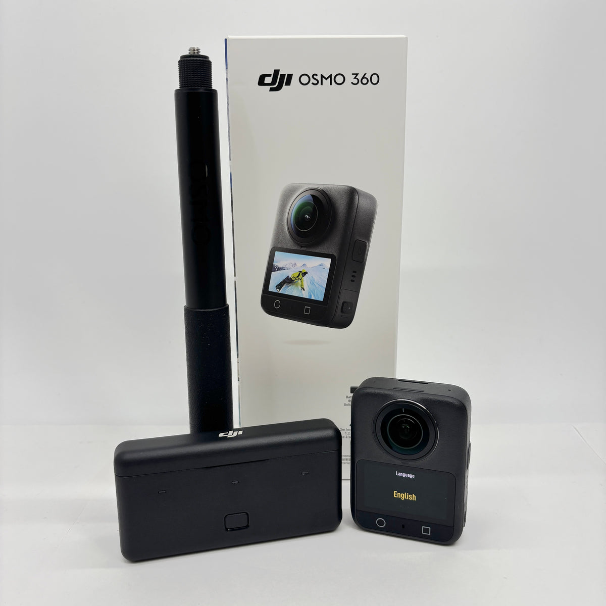美品 DJI OSMO 360 アドベンチャーコンボ【C9108-60】