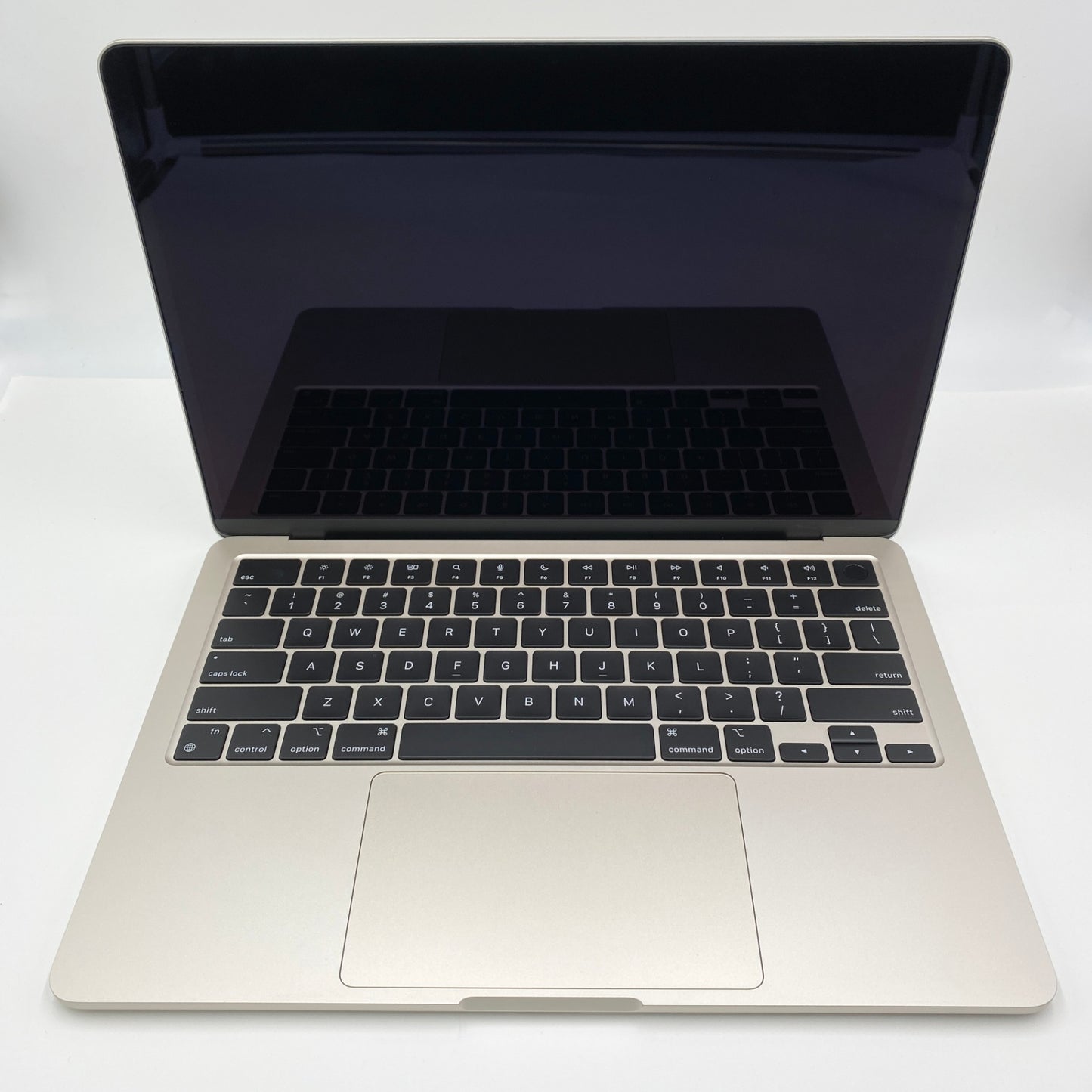 美品 Apple MacBook Air 13インチ M3 2024  8C CPU/10C GPU 16GB 512GB MT2C3JA/A  USキー 【C4192-80】
