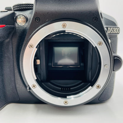 Nikon D5300 ボディ デジタル一眼レフブラック【C4049-60】