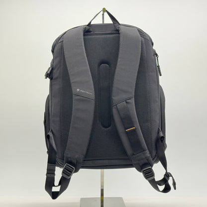 未使用 OneGo Lite Backpack 12L (マットブラック) バックパック　カメラバッグ【C7566-100】