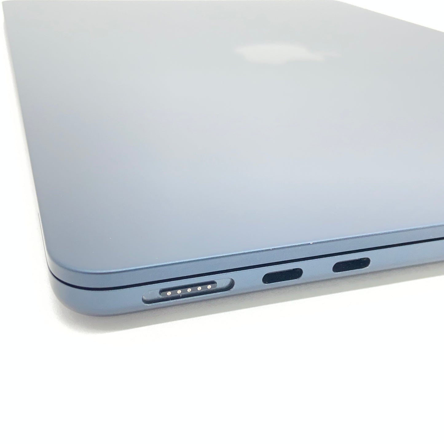 美品 MacBook Air 13インチ A3240 M4 16GB SSD 512GB 充放電回数57回 バッテリー最大容量100% 付属品完備【C7207-80】