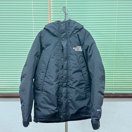 美品 ノースフェイス マウンテンダウンジャケット ND92454 サイズ:XS【C5966】