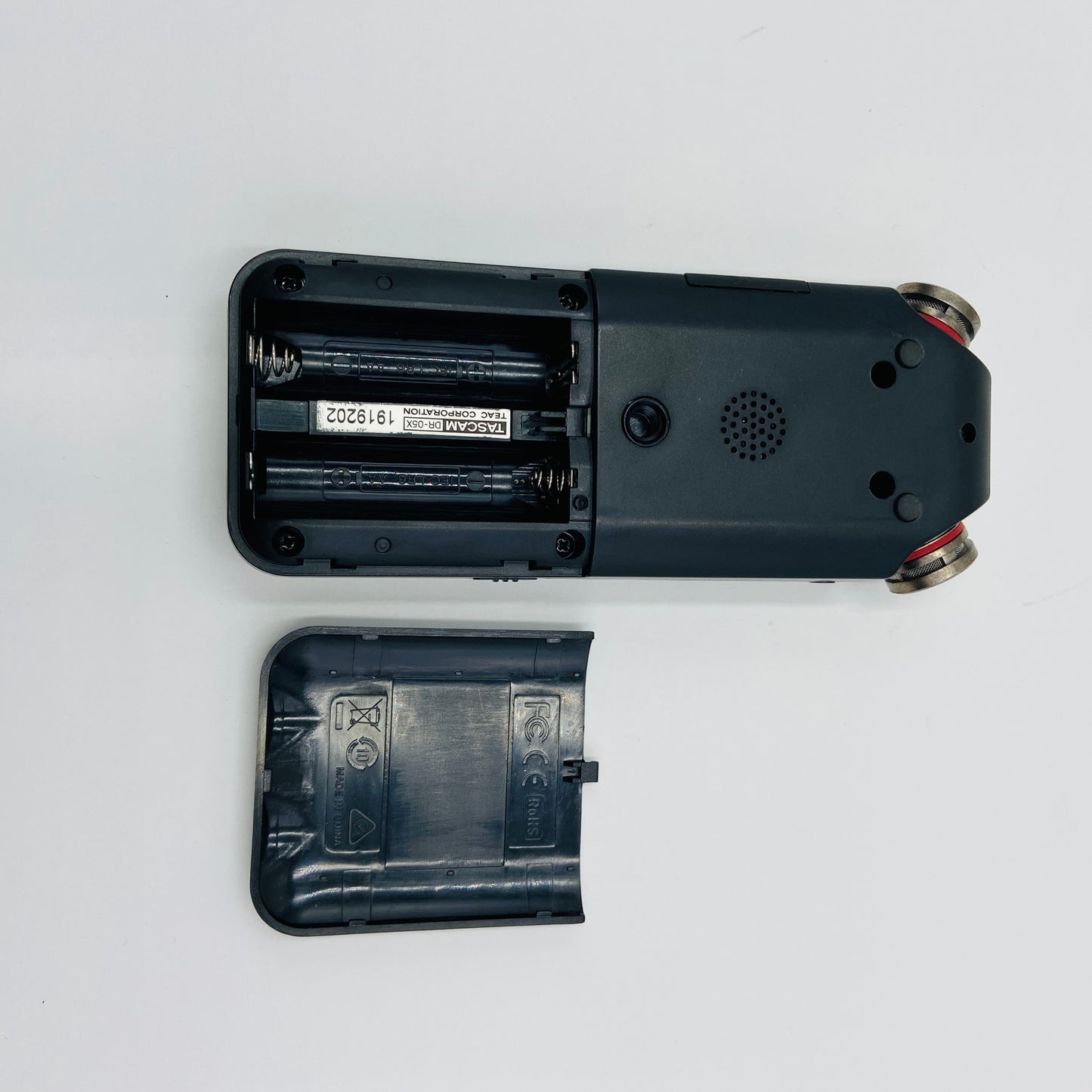 TASCAM DR-05X リニアPCMレコーダー C3850 コンパクト発送