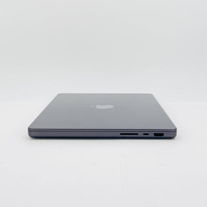 新品同様 美品 Apple MacBook Pro 14インチ M4 2024 MW2U3J/A 16GB SSD 512GB 充放電回数6回 バッテリー最大容量100% 付属品完備【C7909-80】