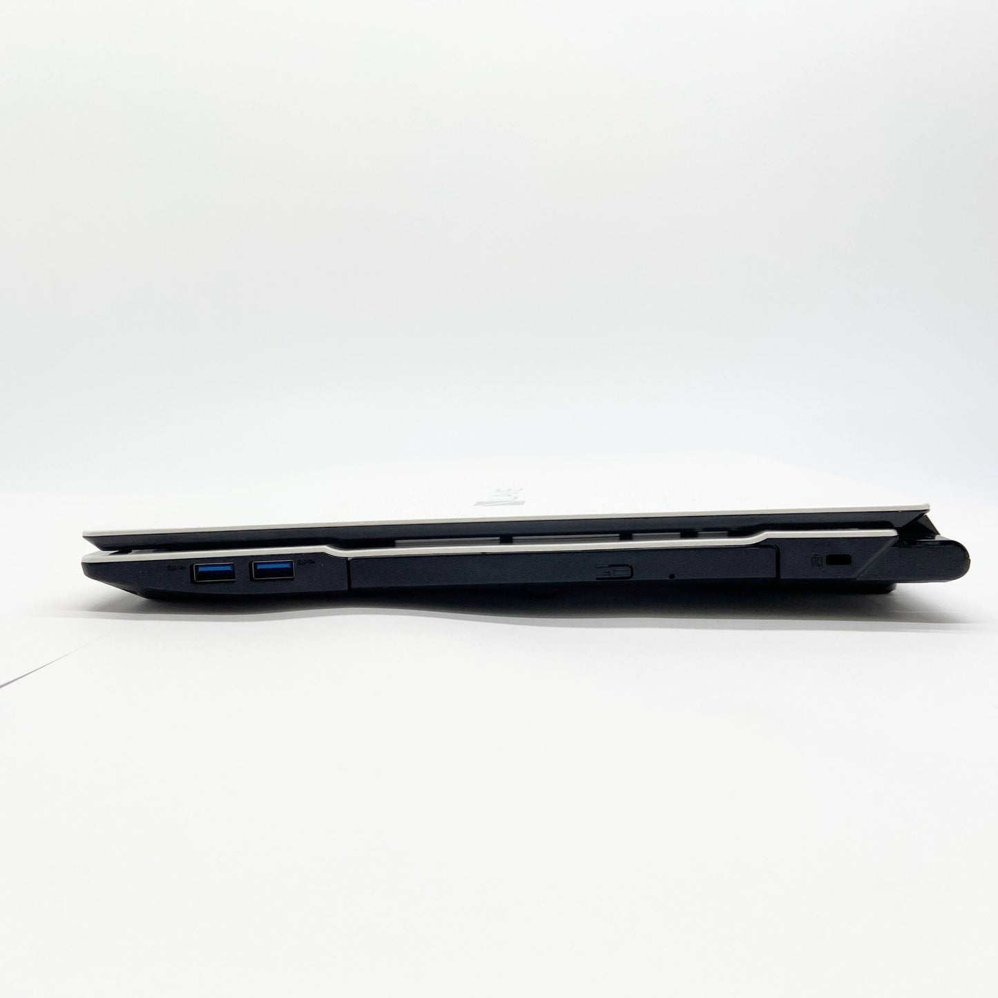 LAVIE Note Standard NS350/GAW PC-NS350GAW [クリスタルホワイト] i3-7100U 4GB SSD 512GB Winodws 10Home バッテリー最大容量100%【C6468-80】