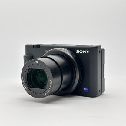 美品 SONY ソニー VLOGCAM ZV-1F デジタルカメラ シューティンググリップキット 【C8572-60】