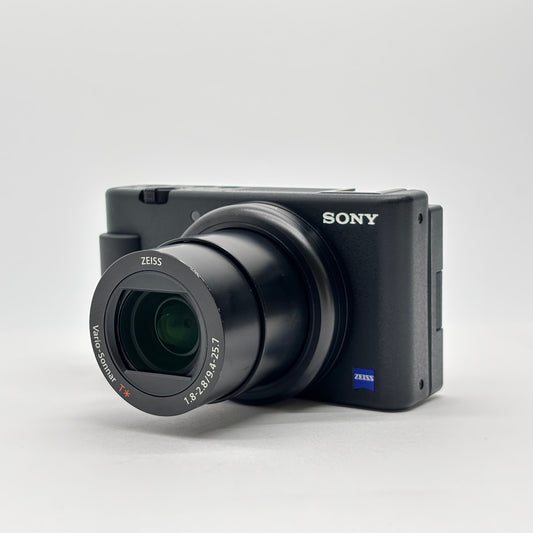 美品 SONY ソニー VLOGCAM ZV-1F デジタルカメラ シューティンググリップキット 【C8572-60】