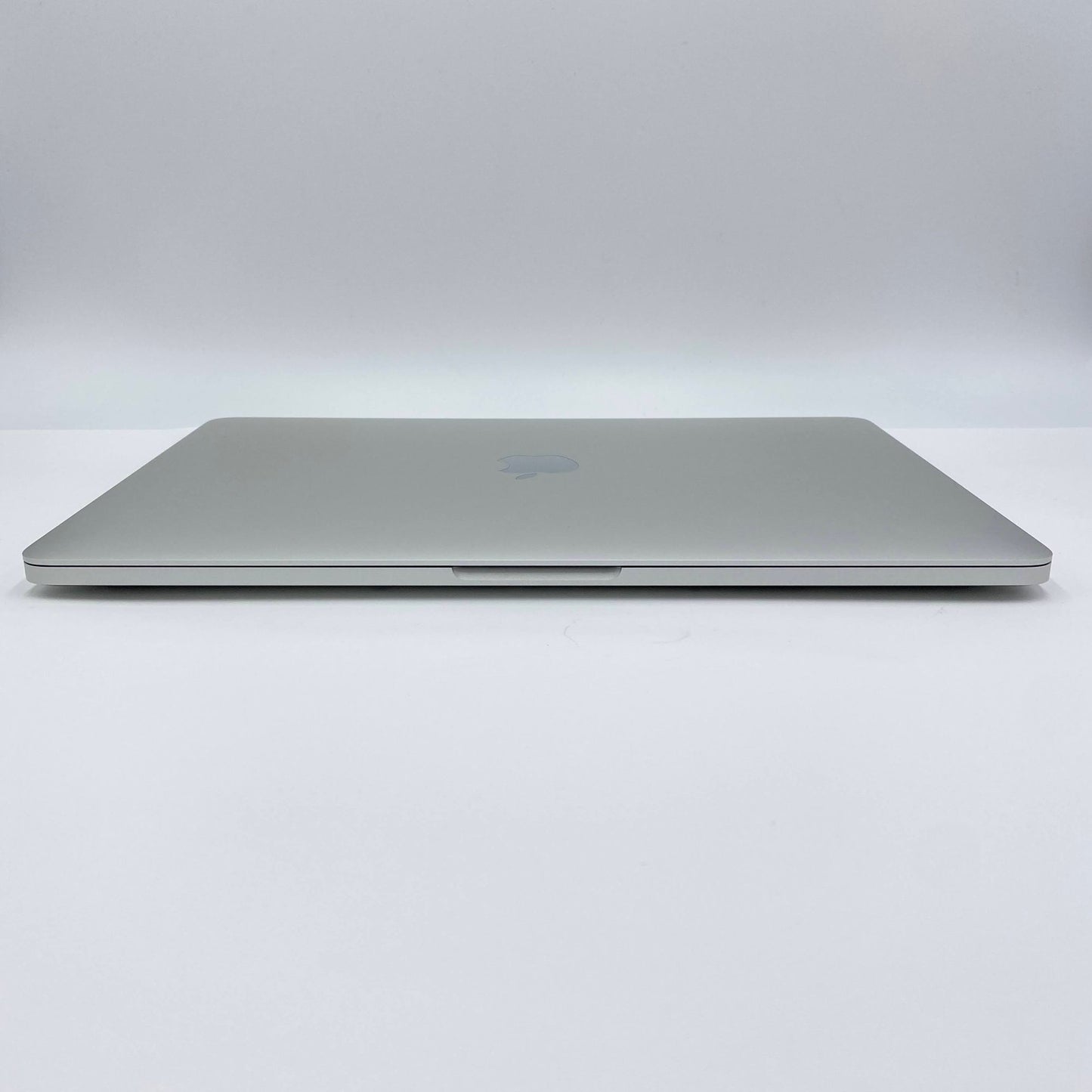 美品 Apple MacBook Pro 13インチ 2020 Thunderbolt 3ポートx4 クアッドコア i5 16GB SSD512GB MWP72J/A C3900 80サイズ発送