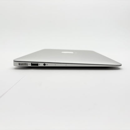 MacBook Air 2015 11インチ Core i5 4GB SSD 128GB US配列  付属品完備【C8648-80】