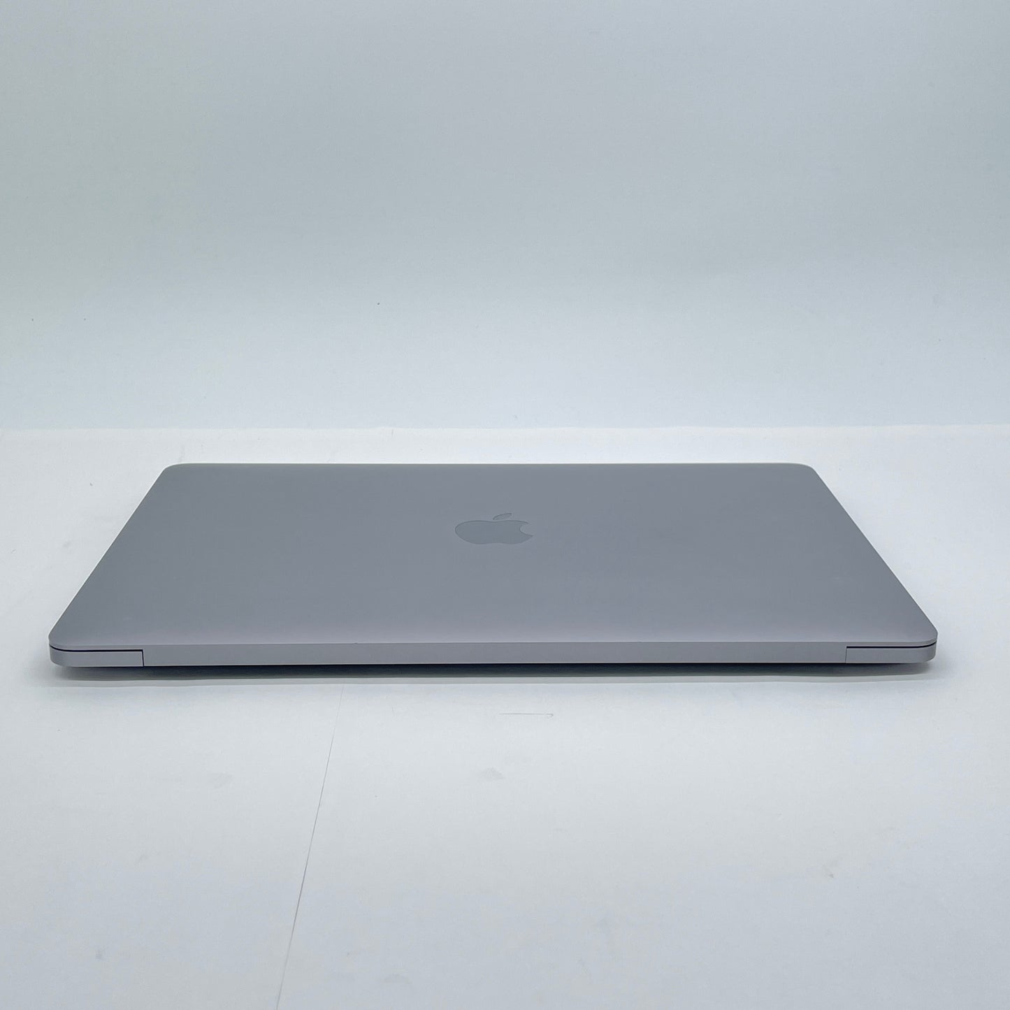Apple MacBook Pro 13.3インチ 2019 1.4GHz クアッドコア i5 8GB 256GB スペースグレイ【C7872-80】