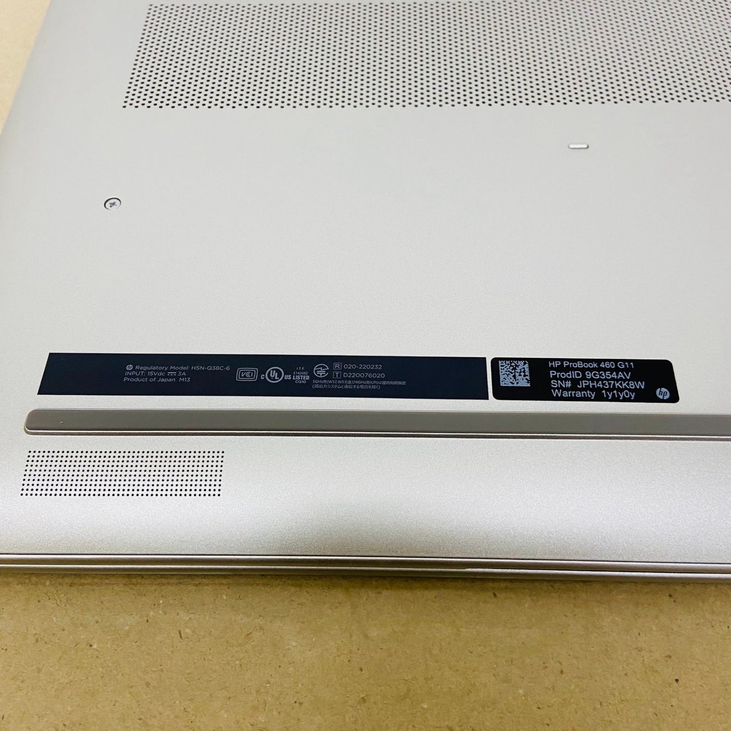 美品 HP ProBook 460 G11 16インチ Core Ultra 5 125U 8GB 256GB Windows 11 Home【C903-100】