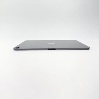 美品 iPad Air 第5世代 Wi-Fi 256GB 海外版 NM9L3LL/A スペースグレイ 本体のみ バッテリー最大容量95% 【C8889-60】