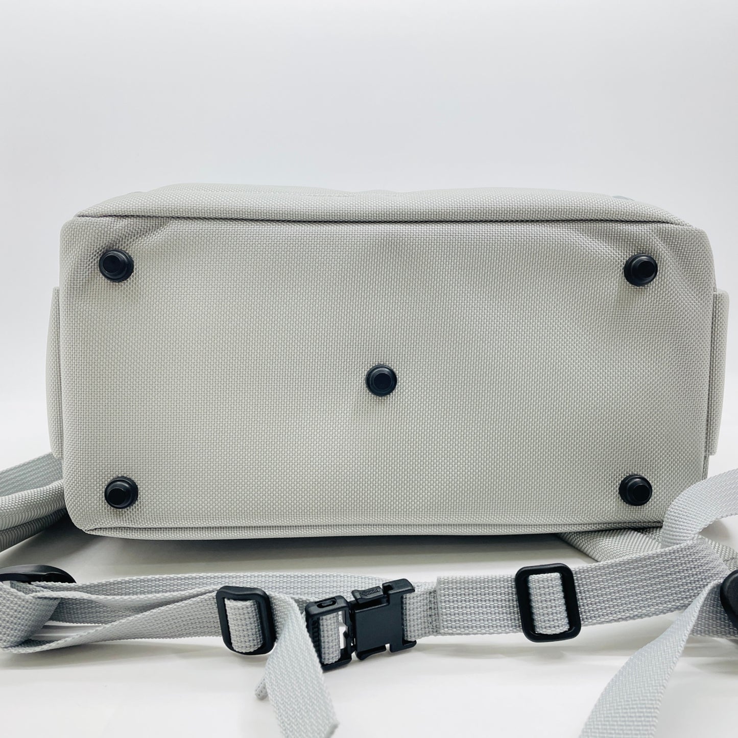 美品 MI-NA ミーナ カメラリュック　カメラバッグ　【C4445】