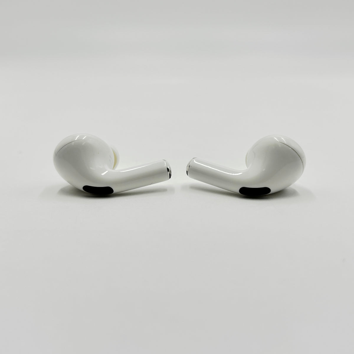 AirPods Pro 第2世代 Lightning ワイヤレスイヤホン Apple【C9185-C】