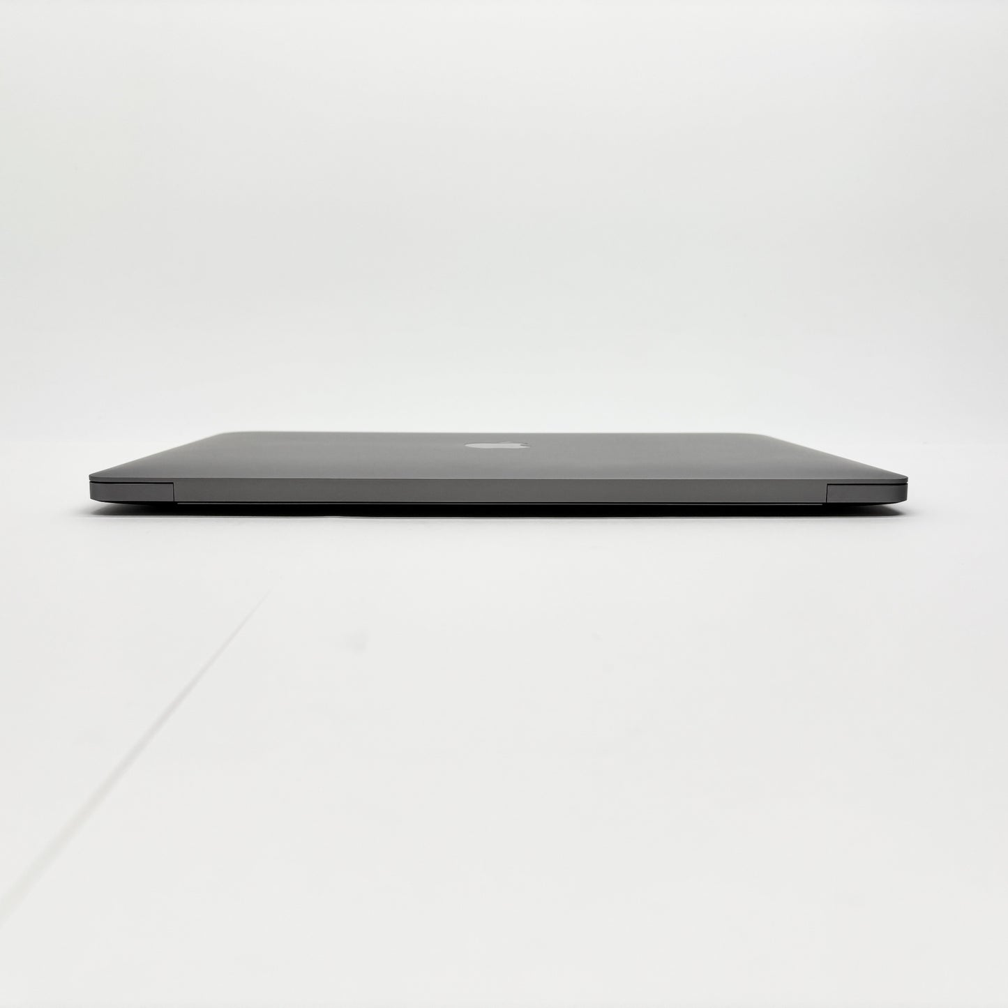 美品 MacBook Air Retina 13インチ 2018 1.6GHz デュアルコア i5 8GB 256GB  スペースグレイ【C8683-80】
