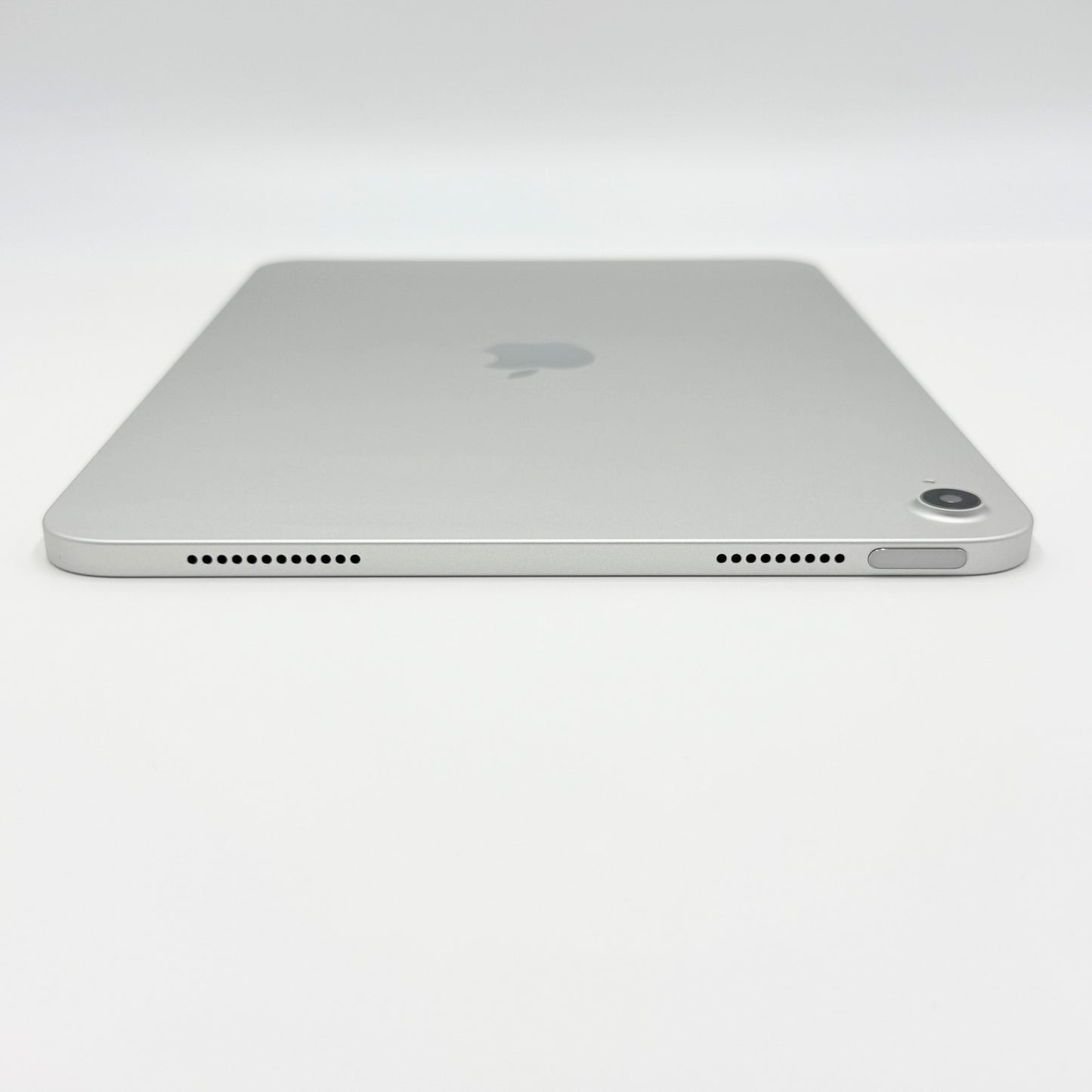 美品 Apple iPad A16 11インチ Wi-Fiモデル 128GB MD3Y4J/A シルバー バッテリー最大容量100%【C6831-60】