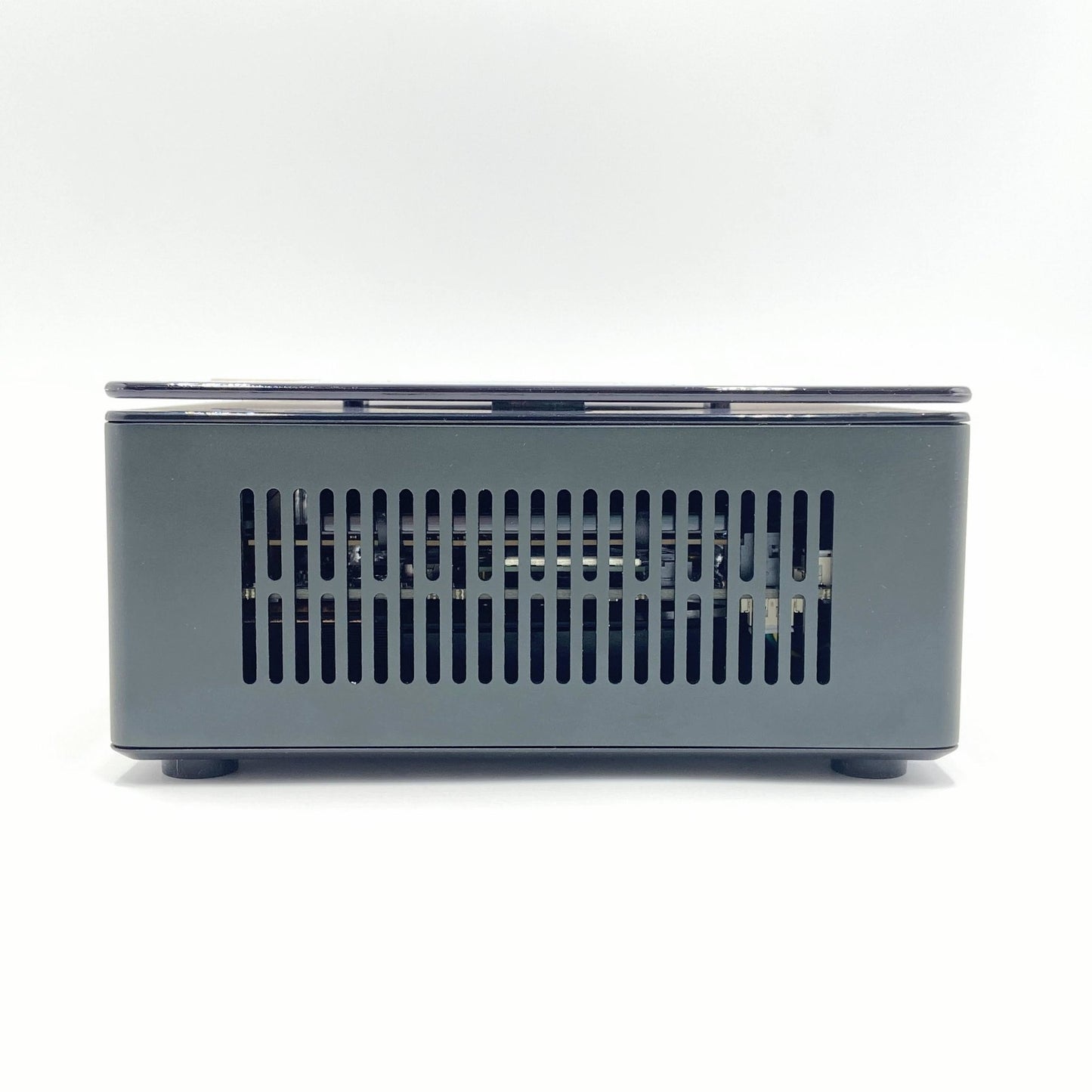 美品 GMKtec NucBox K8 Plus AMD Ryzen 7 8845HS 32GB SSD 1TB 付属品完備 【C6687-80】