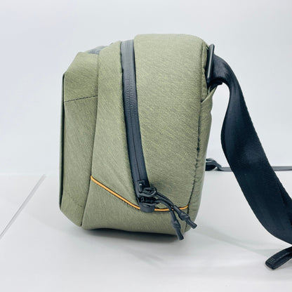 美品 PGYTECH OneGo Solo V2 6L モス グリーン【C4839-80】