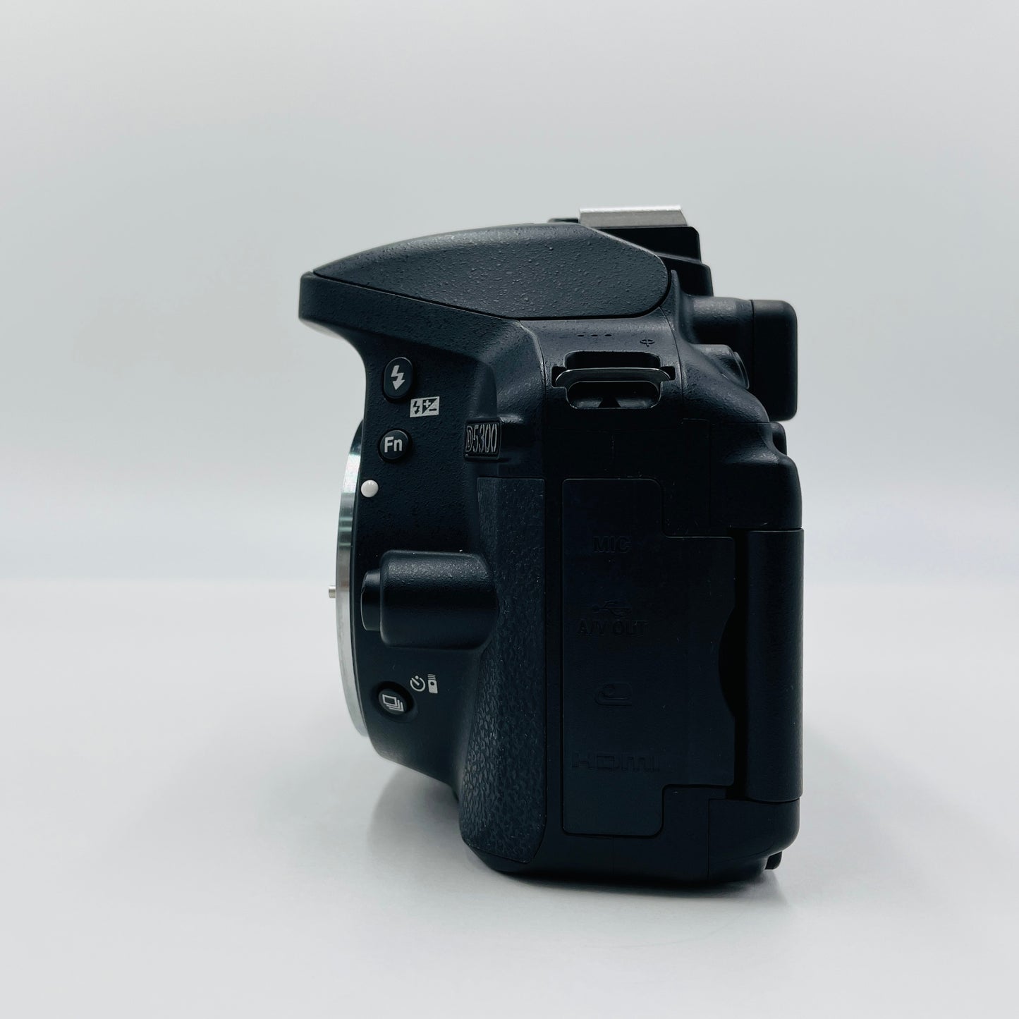 Nikon D5300 ボディ デジタル一眼レフブラック【C4049-60】
